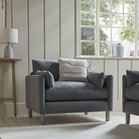 Edmonton Love Seat - Chalk Velvet